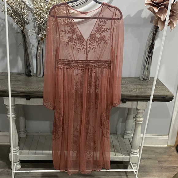 Embroidered Button-up Duster - Picture 3 of 5